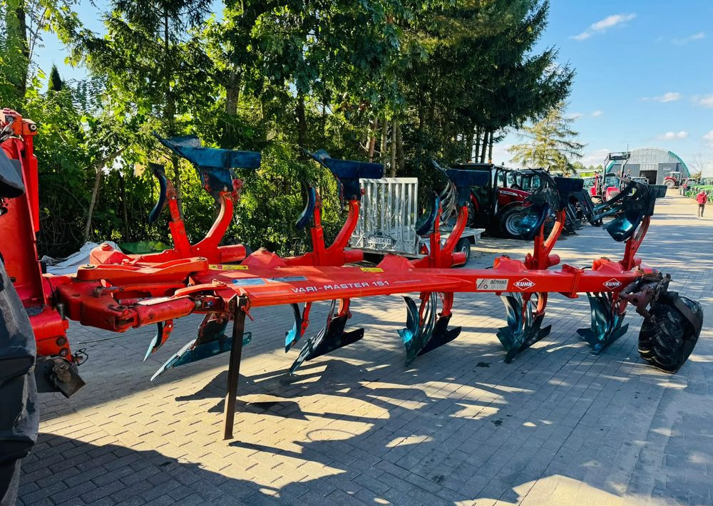 Kuhn Vari Manager 151 - Cày: hình 1 Kuhn Vari Manager 151 - Cày: hình 1