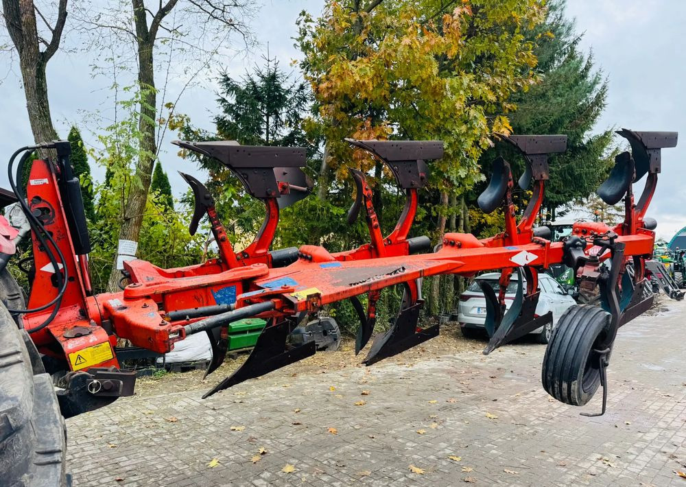 Kuhn Vari Master 120 - Cày: hình 4 Kuhn Vari Master 120 - Cày: hình 4