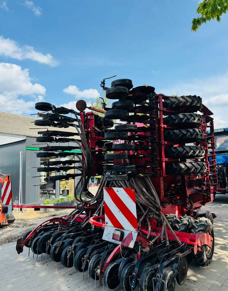 Kverneland U-drill 6000 - Máy gieo hạt: hình 4 Kverneland U-drill 6000 - Máy gieo hạt: hình 4