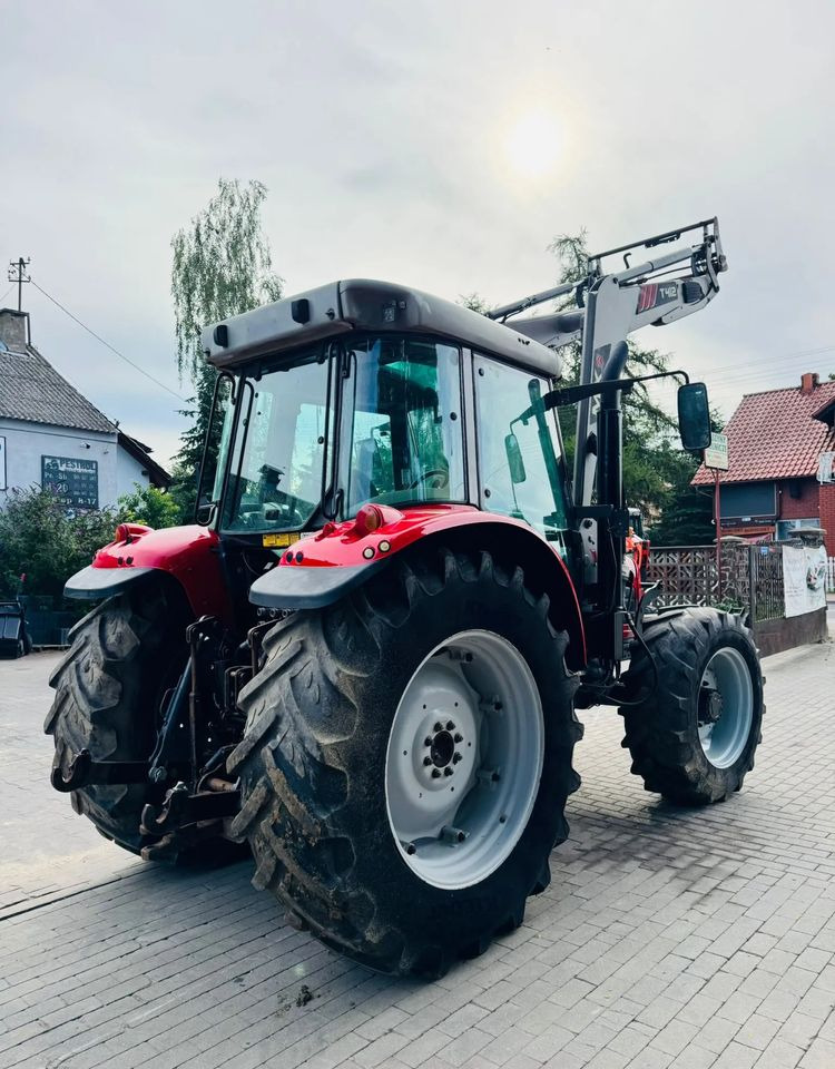 Massey Ferguson 5460 - Máy cày: hình 5 Massey Ferguson 5460 - Máy cày: hình 5