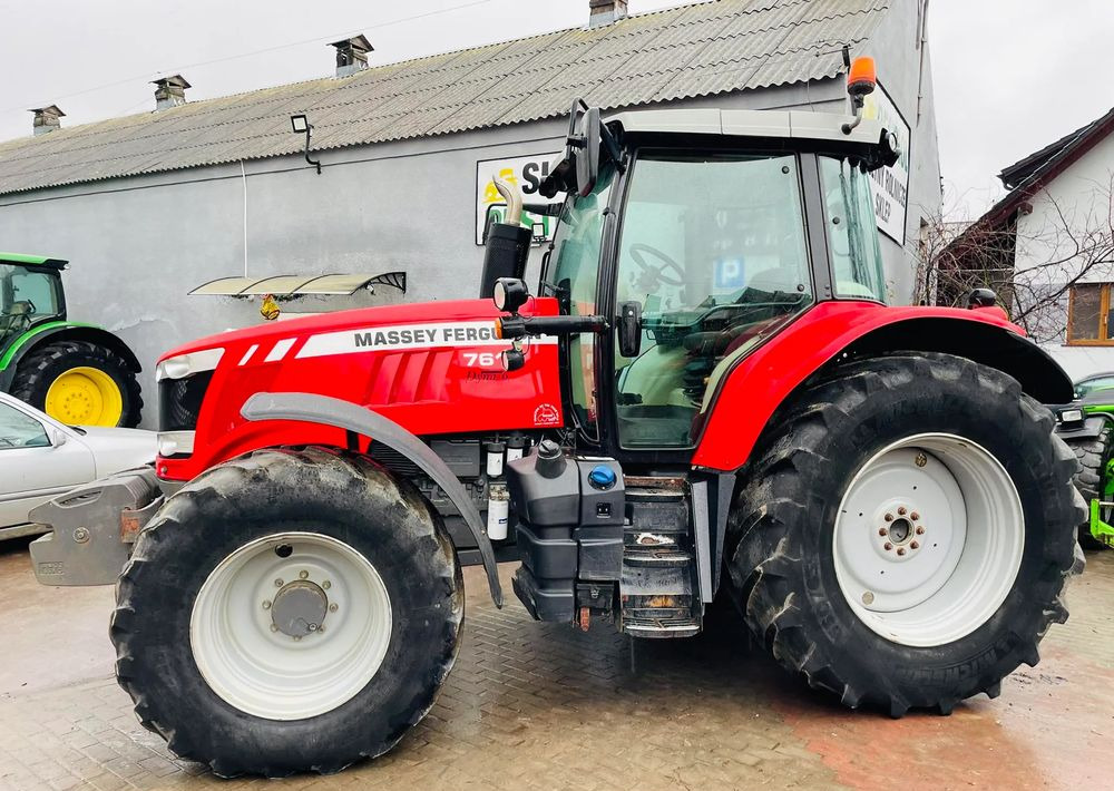Massey Ferguson 7615 Dyna-6 - Máy cày: hình 3 Massey Ferguson 7615 Dyna-6 - Máy cày: hình 3