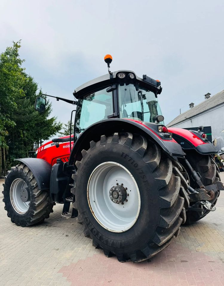 Massey Ferguson 8660 DYNA VT - Máy cày: hình 3 Massey Ferguson 8660 DYNA VT - Máy cày: hình 3