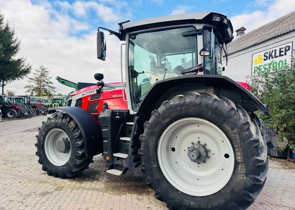 Massey Ferguson 8S.225 - Máy cày: hình 2 Massey Ferguson 8S.225 - Máy cày: hình 2