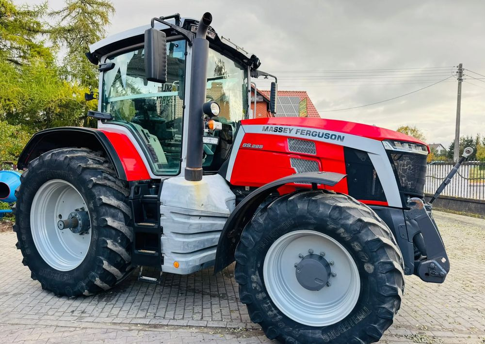 Massey Ferguson 8S.225 - Máy cày: hình 3 Massey Ferguson 8S.225 - Máy cày: hình 3