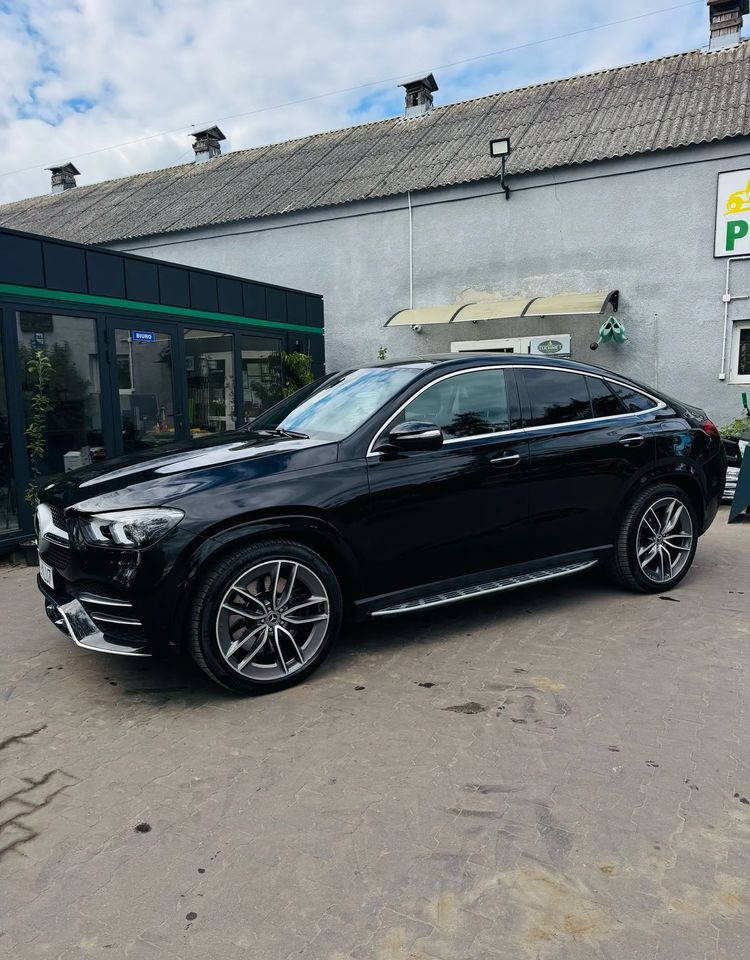 Mercedes-Benz GLE - SUV: hình 1 Mercedes-Benz GLE - SUV: hình 1