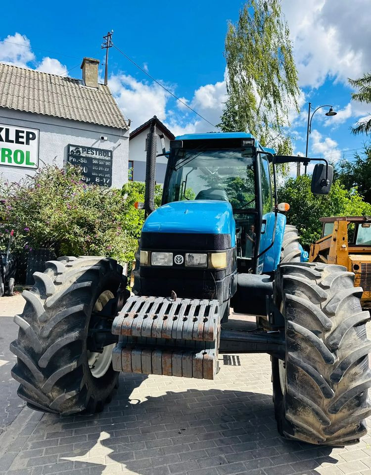 New Holland 8360 - Máy cày: hình 2 New Holland 8360 - Máy cày: hình 2