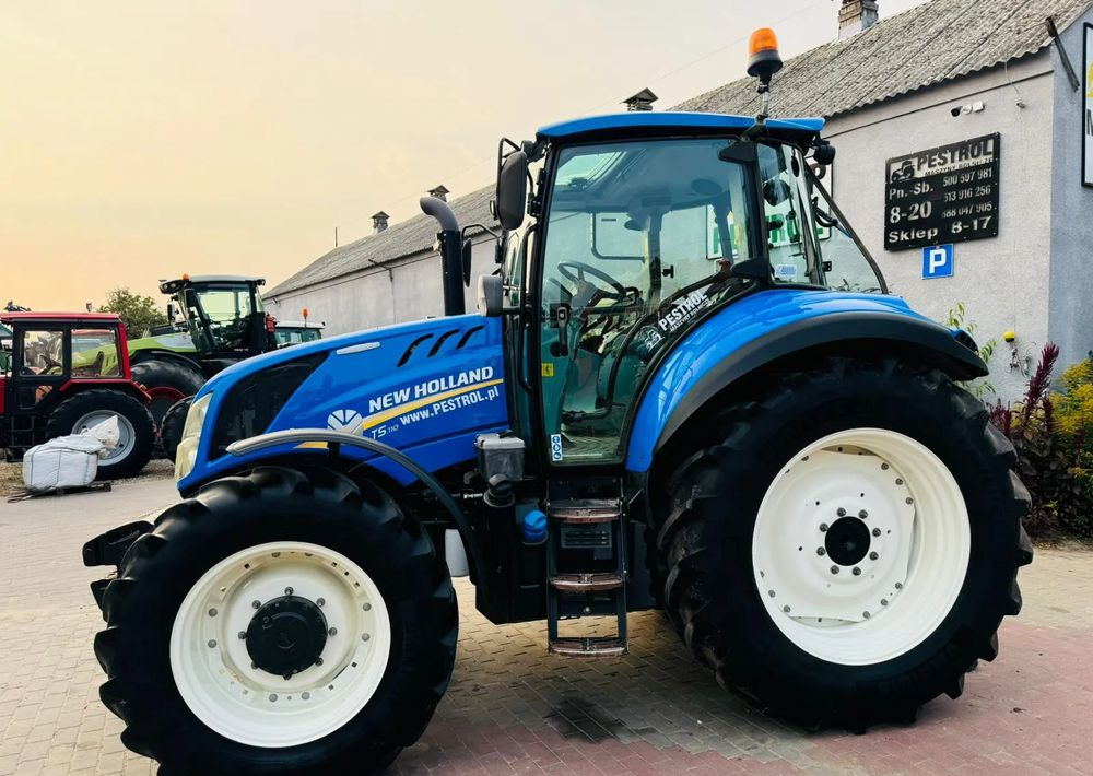 New Holland T5.110 - Máy cày: hình 3 New Holland T5.110 - Máy cày: hình 3