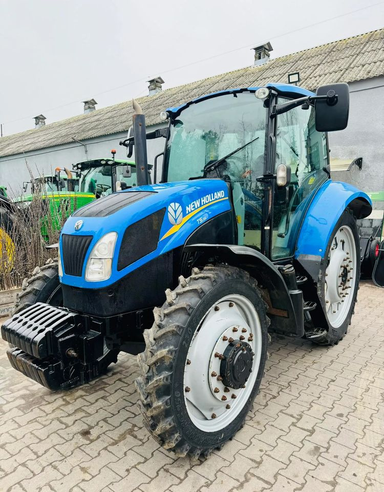New Holland T5.115 - Máy cày: hình 3 New Holland T5.115 - Máy cày: hình 3