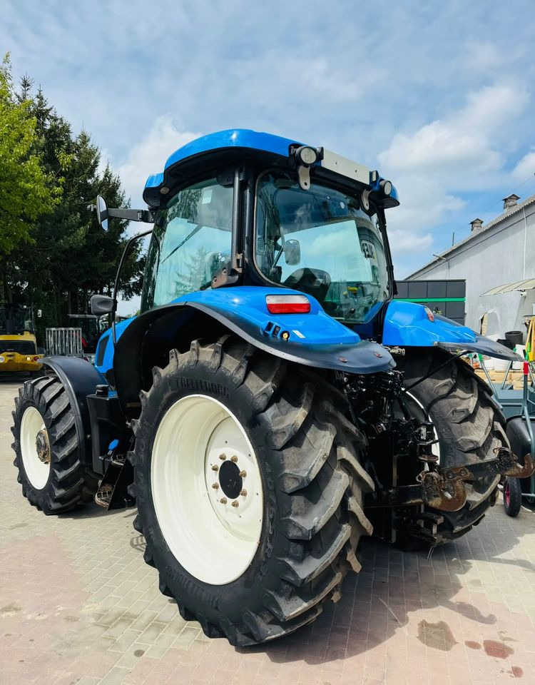 New Holland T6.175 - Máy cày: hình 2 New Holland T6.175 - Máy cày: hình 2