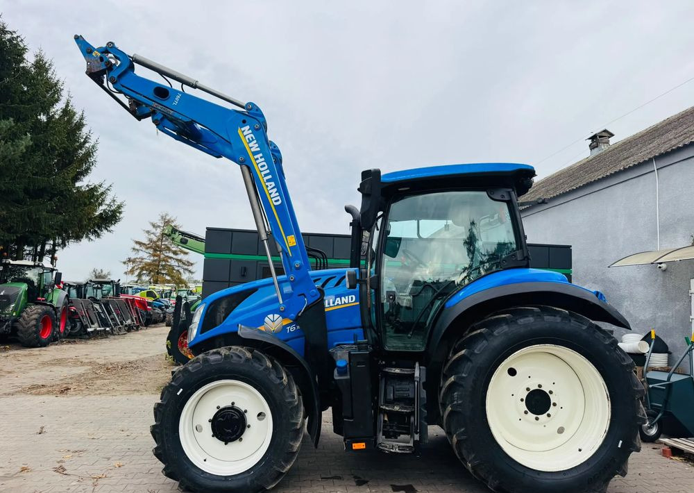 New Holland T6.180 - Máy cày: hình 2 New Holland T6.180 - Máy cày: hình 2