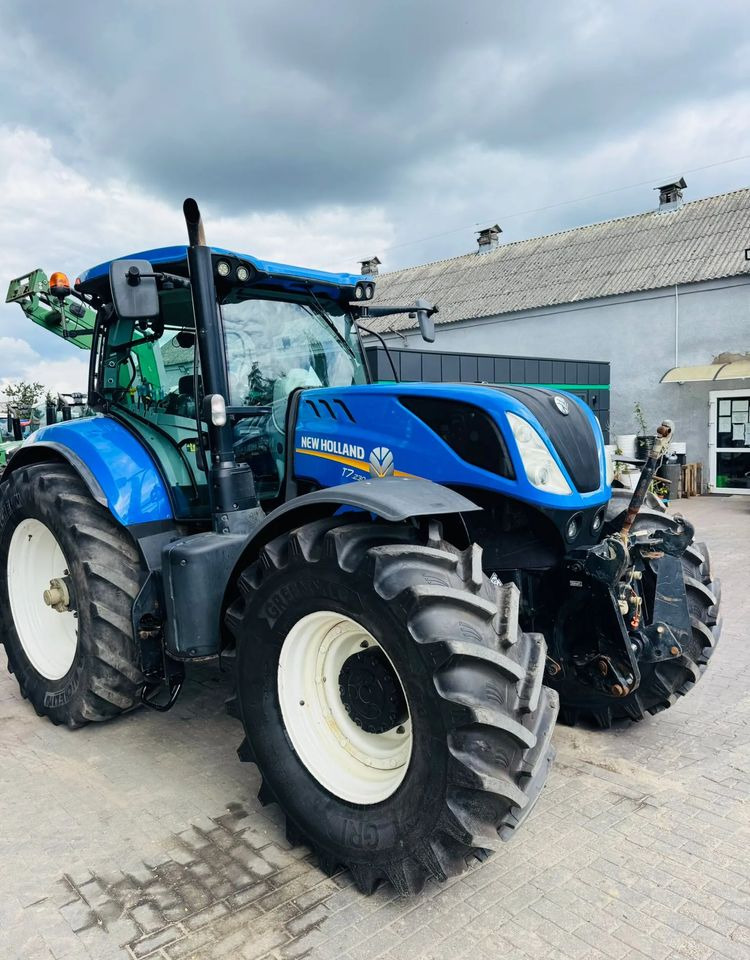 New Holland T7.230 - Máy cày: hình 3 New Holland T7.230 - Máy cày: hình 3