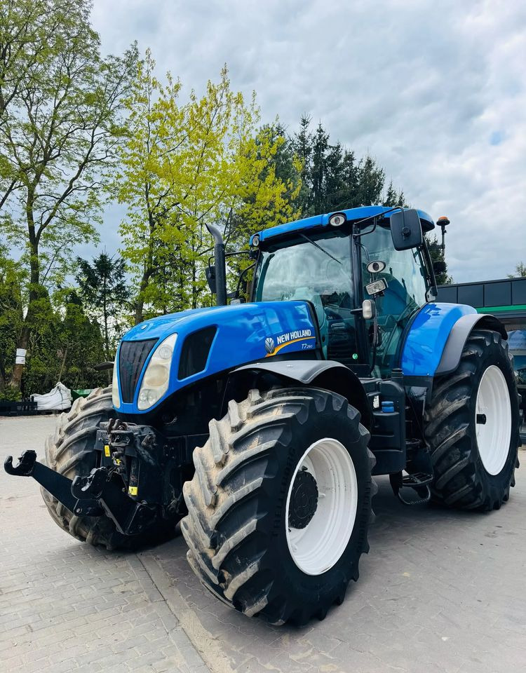 New Holland T7.260 Powercommand - Máy cày: hình 1 New Holland T7.260 Powercommand - Máy cày: hình 1