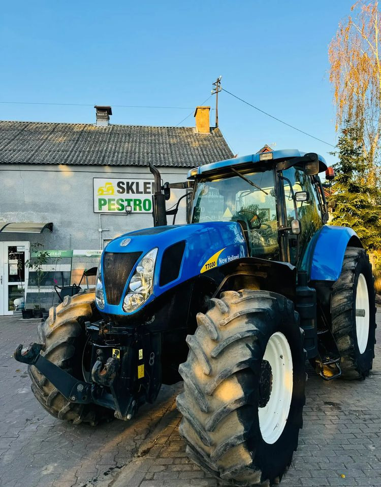 New Holland T7030 - Máy cày: hình 4 New Holland T7030 - Máy cày: hình 4