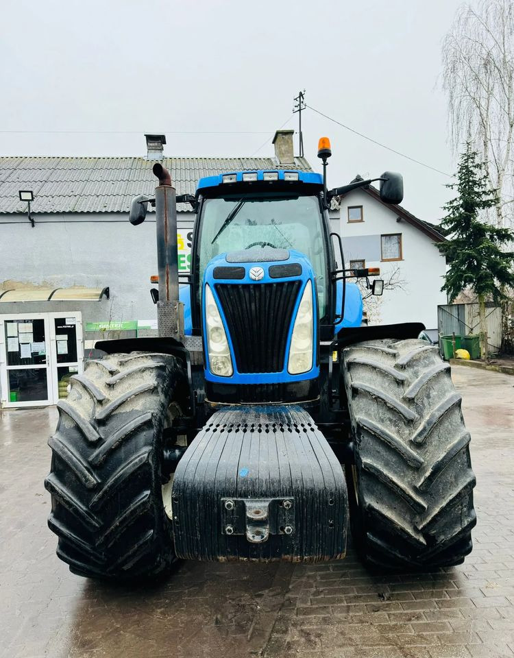 New Holland T8020 - Máy cày: hình 5 New Holland T8020 - Máy cày: hình 5