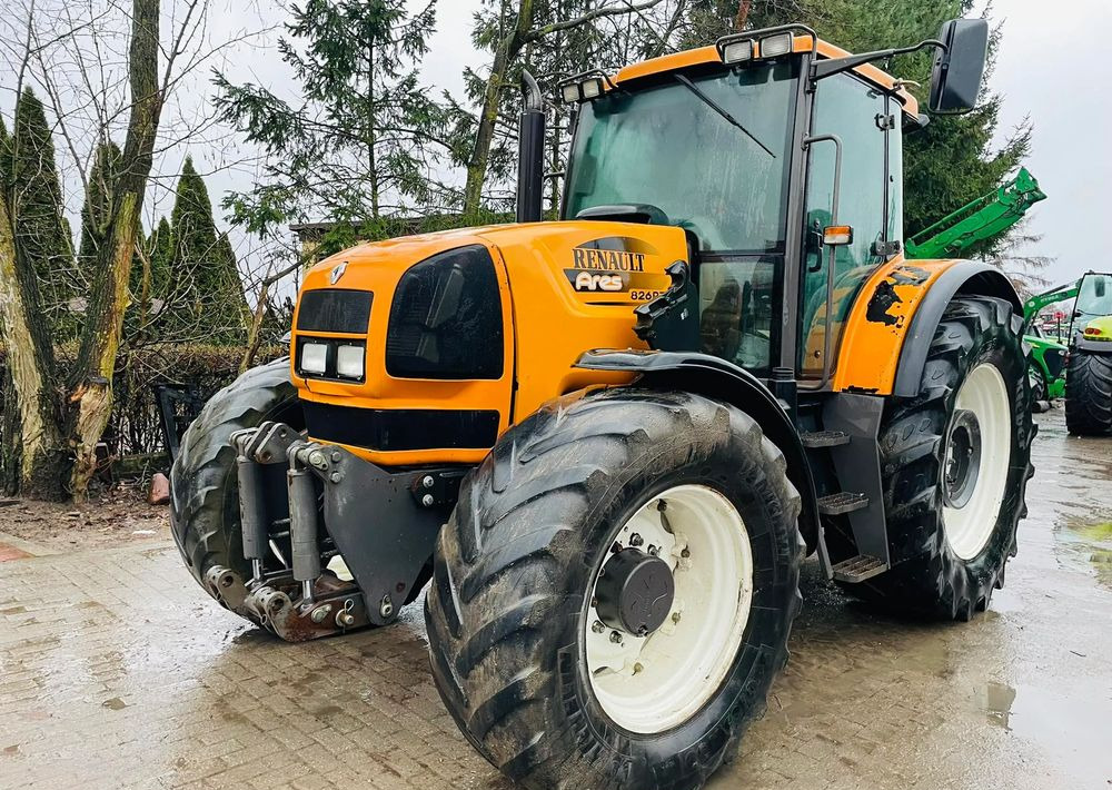 Renault Ares 826 RZ - Máy cày: hình 2 Renault Ares 826 RZ - Máy cày: hình 2