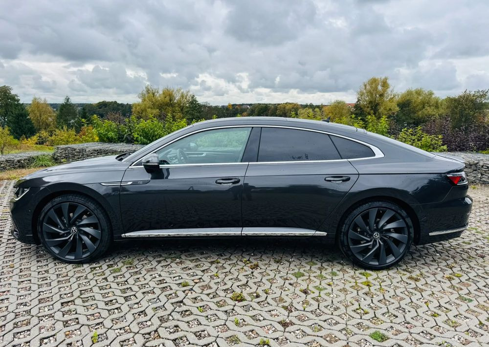 Volkswagen Arteon 2.0 TDI SCR DSG R-Line - Xe coupe: hình 3 Volkswagen Arteon 2.0 TDI SCR DSG R-Line - Xe coupe: hình 3