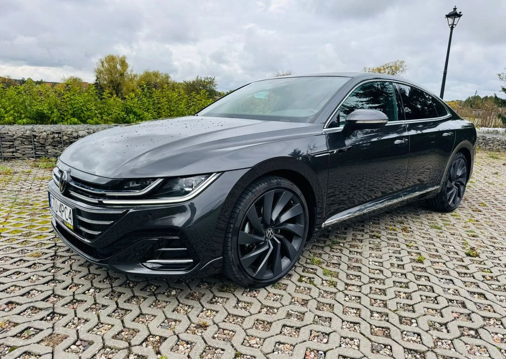 Volkswagen Arteon 2.0 TDI SCR DSG R-Line - Xe coupe: hình 1 Volkswagen Arteon 2.0 TDI SCR DSG R-Line - Xe coupe: hình 1
