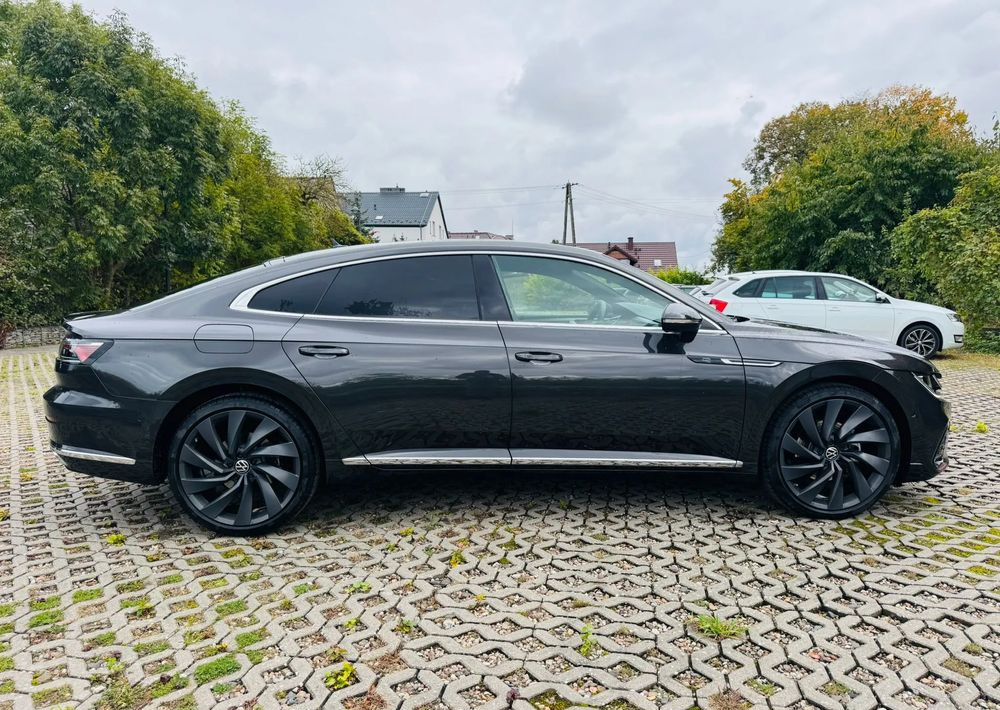Volkswagen Arteon 2.0 TDI SCR DSG R-Line - Xe coupe: hình 4 Volkswagen Arteon 2.0 TDI SCR DSG R-Line - Xe coupe: hình 4