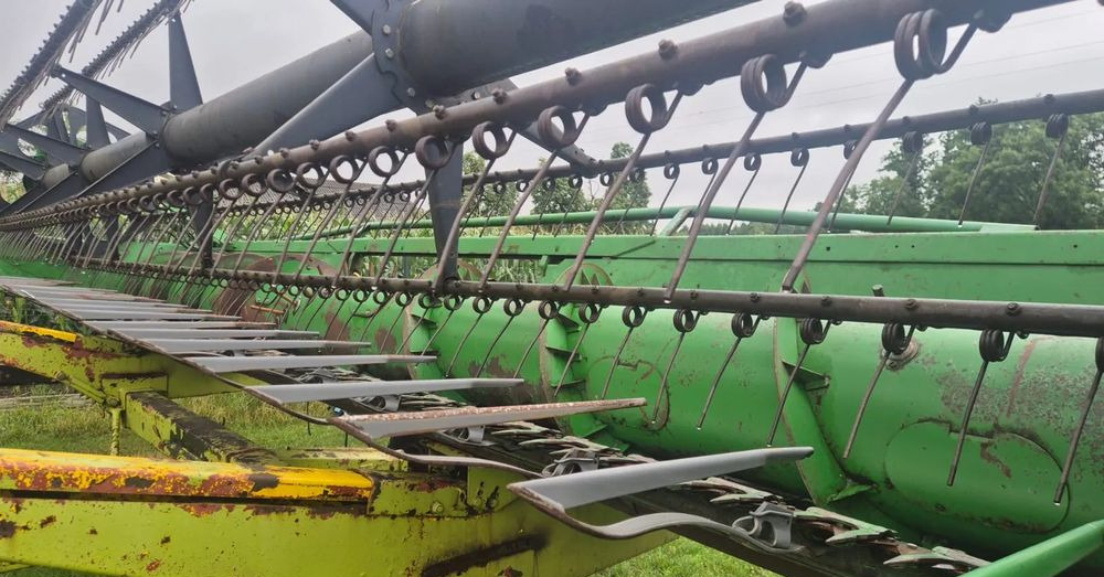 John Deere 922 - Máy gặt liên hợp: hình 5 John Deere 922 - Máy gặt liên hợp: hình 5