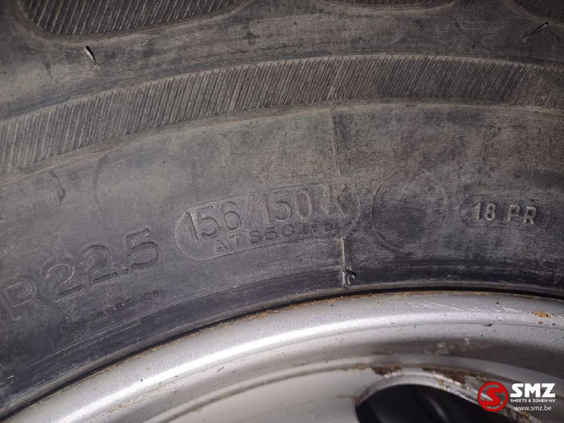 BFG Occ vrachtwagenband 315/80R22.5 156/150K BF Goodri - Lốp cho Xe tải: hình 4 BFG Occ vrachtwagenband 315/80R22.5 156/150K BF Goodri - Lốp cho Xe tải: hình 4