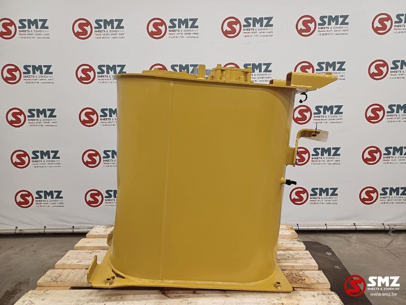 Caterpillar Hydraulic oil system Caterpillar - Bồn thủy lực cho Thiết bị xử lý vật liệu: hình 3 Caterpillar Hydraulic oil system Caterpillar - Bồn thủy lực cho Thiết bị xử lý vật liệu: hình 3