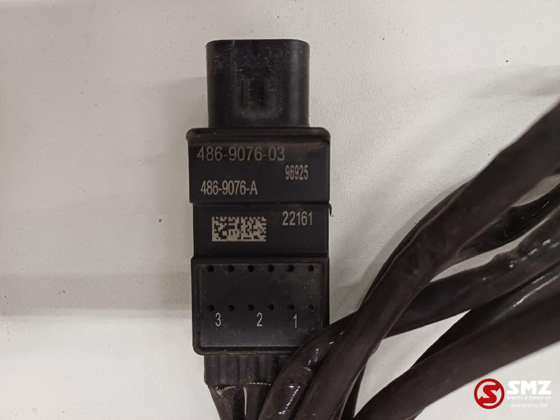 Caterpillar Sensor temperature Caterpillar - Bộ cảm biến cho Xe tải: hình 3 Caterpillar Sensor temperature Caterpillar - Bộ cảm biến cho Xe tải: hình 3