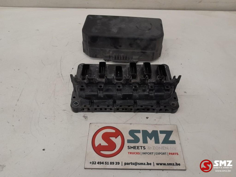 DAF Occ ECU lichtregeleenheid DAF - ECU cho Xe tải: hình 1 DAF Occ ECU lichtregeleenheid DAF - ECU cho Xe tải: hình 1