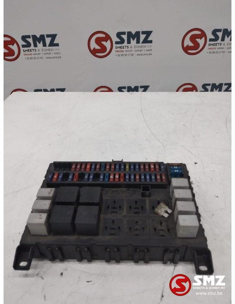 DAF Occ ECU zekeringskast DAF XF95 1452112 - ECU cho Xe tải: hình 1 DAF Occ ECU zekeringskast DAF XF95 1452112 - ECU cho Xe tải: hình 1