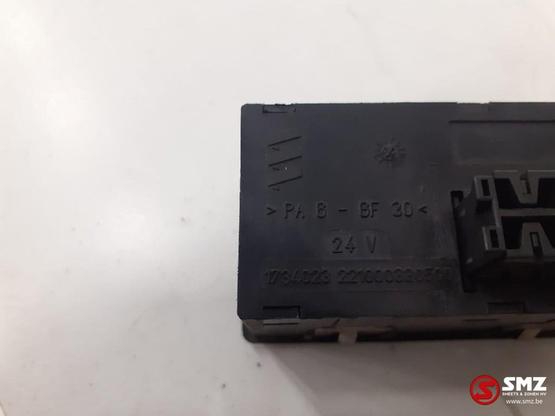 DAF Occ kachelregeleenheid DAF - Cấp nhiệt/ Thông gió cho Xe tải: hình 3 DAF Occ kachelregeleenheid DAF - Cấp nhiệt/ Thông gió cho Xe tải: hình 3