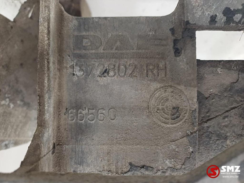 DAF Occ koplampsteun rechts DAF - Đèn trước cho Xe tải: hình 4 DAF Occ koplampsteun rechts DAF - Đèn trước cho Xe tải: hình 4