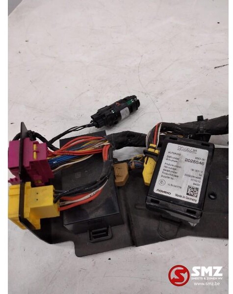 DAF Occ regeleenheid + omvormer 24V-12 V 20A Daf XF106 - ECU cho Xe tải: hình 2 DAF Occ regeleenheid + omvormer 24V-12 V 20A Daf XF106 - ECU cho Xe tải: hình 2