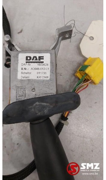 DAF Occ stuurkolomschakelaar (cruise control,retarder) - Công tắc cột lái cho Xe tải: hình 3 DAF Occ stuurkolomschakelaar (cruise control,retarder) - Công tắc cột lái cho Xe tải: hình 3
