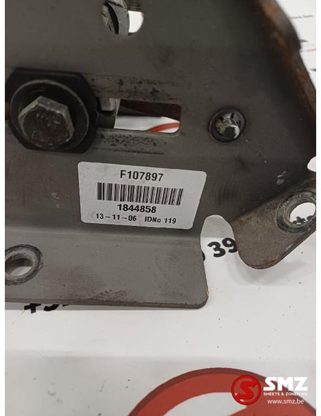 DAF Occ stuurwiel + stuurkolom + stuurkolomschakelaars - Lái cho Xe tải: hình 3 DAF Occ stuurwiel + stuurkolom + stuurkolomschakelaars - Lái cho Xe tải: hình 3