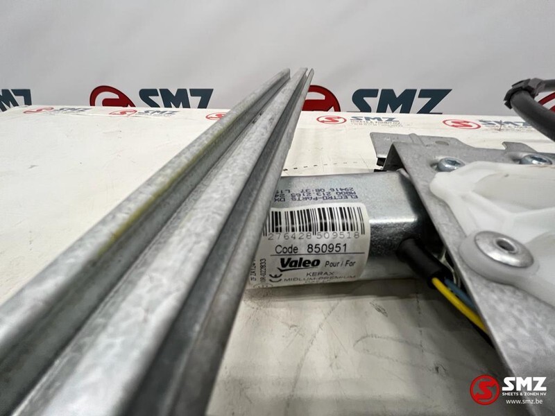 DAF Raambediening rechts - Động cơ nâng cửa sổ cho Xe tải: hình 4 DAF Raambediening rechts - Động cơ nâng cửa sổ cho Xe tải: hình 4