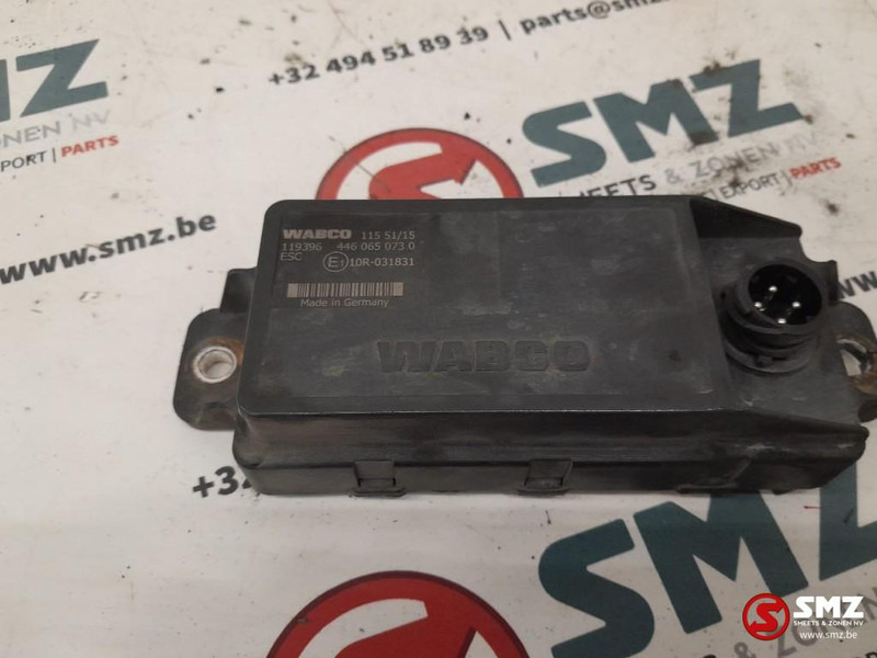 Iveco Occ ECU ESC regeleenheid Iveco - ECU cho Xe tải: hình 1 Iveco Occ ECU ESC regeleenheid Iveco - ECU cho Xe tải: hình 1