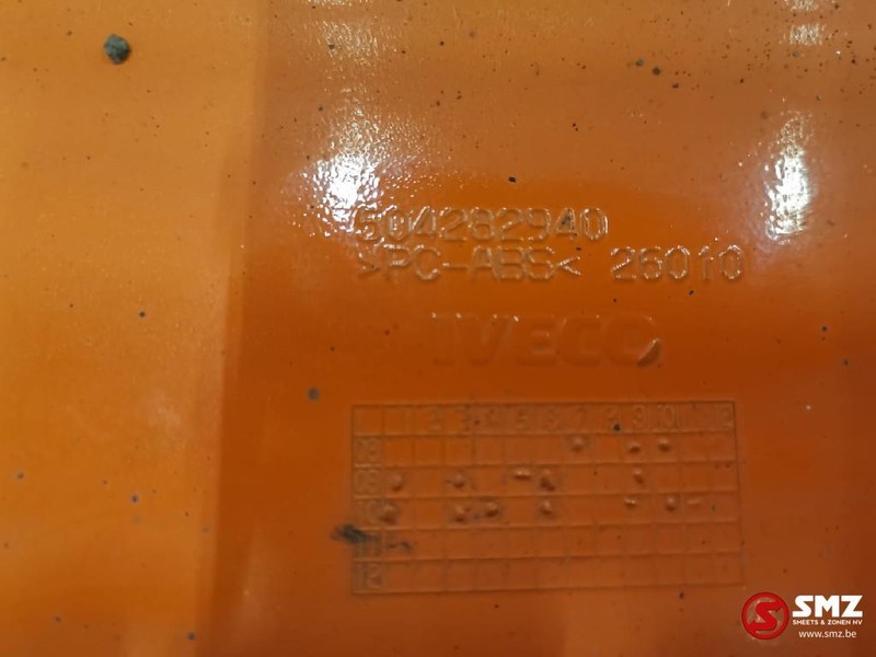 Iveco Occ zijspoiler links Iveco Stralis - Khí động học/ Spoiler cho Xe tải: hình 2 Iveco Occ zijspoiler links Iveco Stralis - Khí động học/ Spoiler cho Xe tải: hình 2