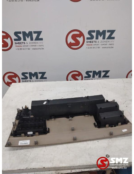 MAN Occ dashbord voorpaneel MAN - Cabin và nội thất cho Xe tải: hình 2 MAN Occ dashbord voorpaneel MAN - Cabin và nội thất cho Xe tải: hình 2