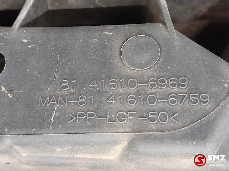 MAN Occ koplampbehuizing links MAN - Đèn trước cho Xe tải: hình 3 MAN Occ koplampbehuizing links MAN - Đèn trước cho Xe tải: hình 3
