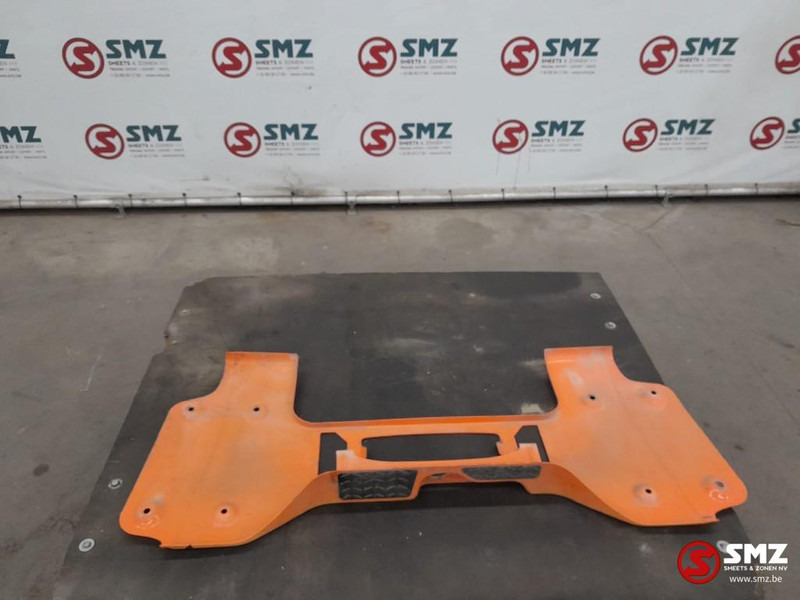 MAN Occ middendeel voorbumper MAN - Cản xe cho Xe tải: hình 3 MAN Occ middendeel voorbumper MAN - Cản xe cho Xe tải: hình 3