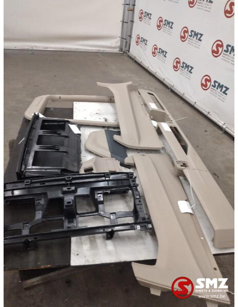 MAN Occ set interieurdelen MAN - Cabin và nội thất cho Xe tải: hình 2 MAN Occ set interieurdelen MAN - Cabin và nội thất cho Xe tải: hình 2