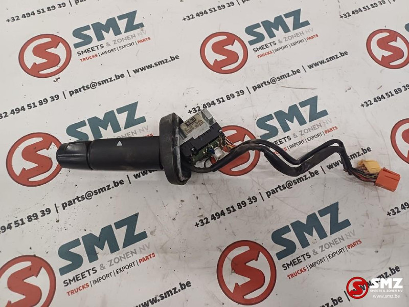 MAN Occ stuurkolomschakelaar richtingaanwijzers MAN - Linh kiện điện cho Xe tải: hình 2 MAN Occ stuurkolomschakelaar richtingaanwijzers MAN - Linh kiện điện cho Xe tải: hình 2