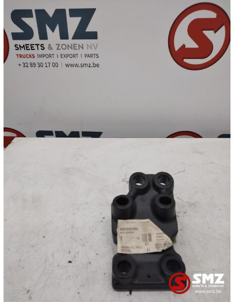 Mercedes-Benz Motorsteun links mercedes actros - Cao su chân máy cho Xe tải: hình 1 Mercedes-Benz Motorsteun links mercedes actros - Cao su chân máy cho Xe tải: hình 1