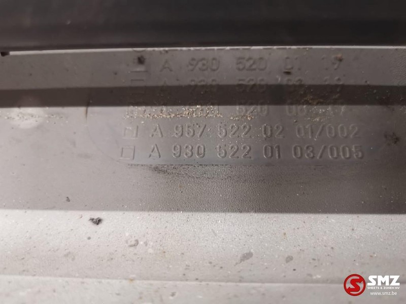 Mercedes-Benz Occ Spatbord met steun Actros MP2/MP3 - Vè cho Xe tải: hình 4 Mercedes-Benz Occ Spatbord met steun Actros MP2/MP3 - Vè cho Xe tải: hình 4