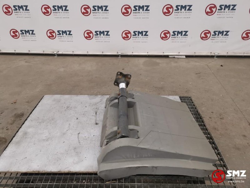 Mercedes-Benz Occ Spatbord met steun Actros MP2/MP3 - Thân xe và ngoại thất cho Xe tải: hình 2 Mercedes-Benz Occ Spatbord met steun Actros MP2/MP3 - Thân xe và ngoại thất cho Xe tải: hình 2