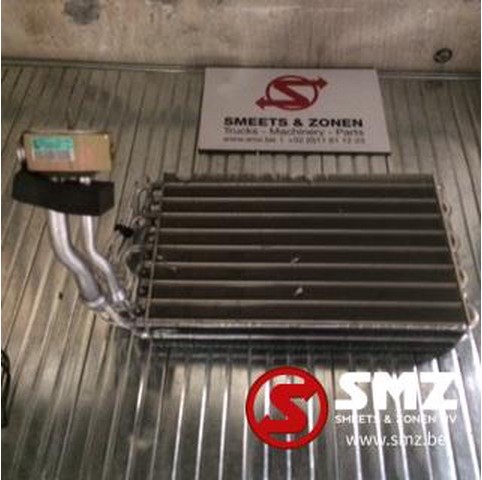 Mercedes-Benz Occ airco verdamper vito 112 - Giàn lạnh cho Xe tải nhỏ: hình 1 Mercedes-Benz Occ airco verdamper vito 112 - Giàn lạnh cho Xe tải nhỏ: hình 1