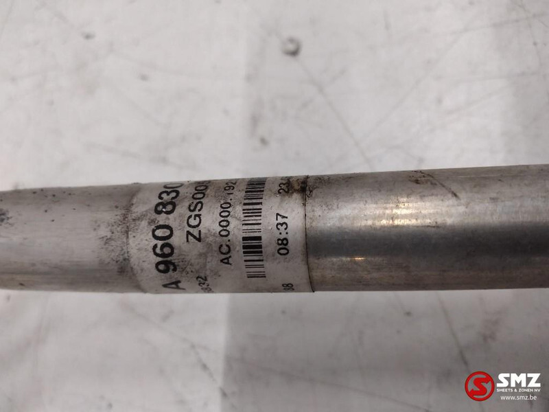 Mercedes-Benz Occ aircoleiding Mercedes Actros MP4 A9608305917 - Hệ thống làm mát cho Xe tải: hình 3 Mercedes-Benz Occ aircoleiding Mercedes Actros MP4 A9608305917 - Hệ thống làm mát cho Xe tải: hình 3