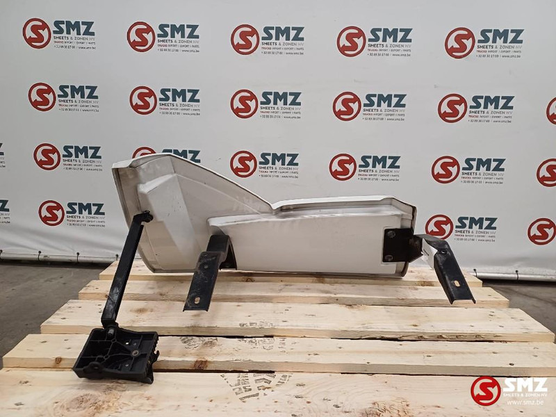 Mercedes-Benz Occ cabinespoiler links Mercedes - Khí động học/ Spoiler cho Xe tải: hình 2 Mercedes-Benz Occ cabinespoiler links Mercedes - Khí động học/ Spoiler cho Xe tải: hình 2