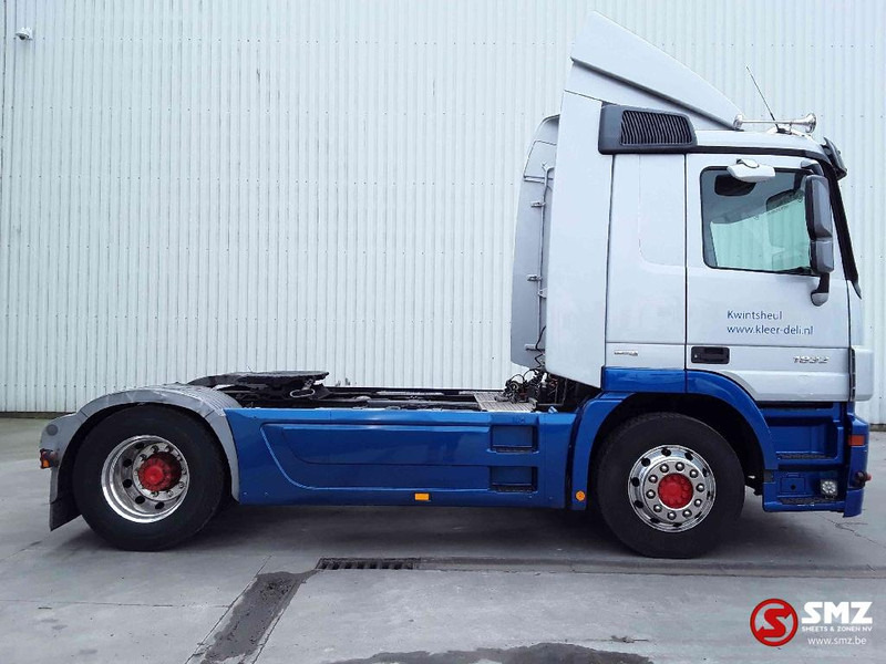 Mercedes-Benz Occ cabinespoilerset Mercedes - Khí động học/ Spoiler cho Xe tải: hình 5 Mercedes-Benz Occ cabinespoilerset Mercedes - Khí động học/ Spoiler cho Xe tải: hình 5