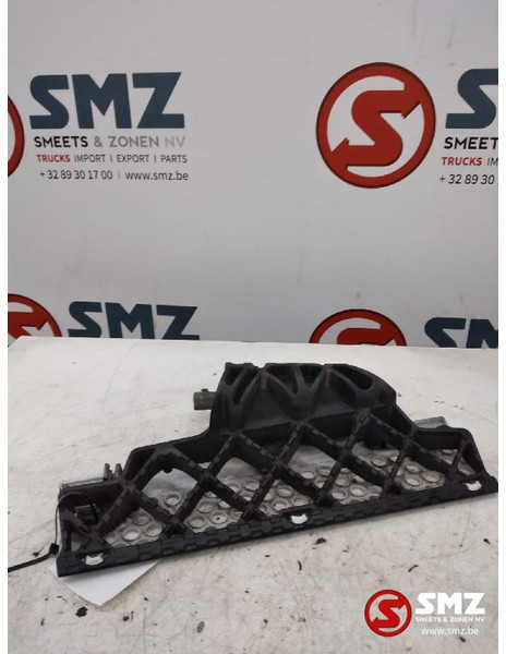 Mercedes-Benz Occ grille rechtsonder Mercedes - Lưới tản nhiệt cho Xe tải: hình 3 Mercedes-Benz Occ grille rechtsonder Mercedes - Lưới tản nhiệt cho Xe tải: hình 3