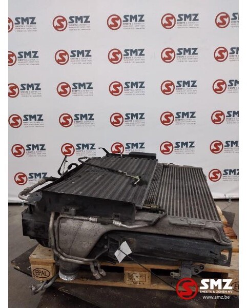 Mercedes-Benz Occ radiator Mercedes Actros MP4 A9605002701 - Bộ tản nhiệt cho Xe tải: hình 2 Mercedes-Benz Occ radiator Mercedes Actros MP4 A9605002701 - Bộ tản nhiệt cho Xe tải: hình 2